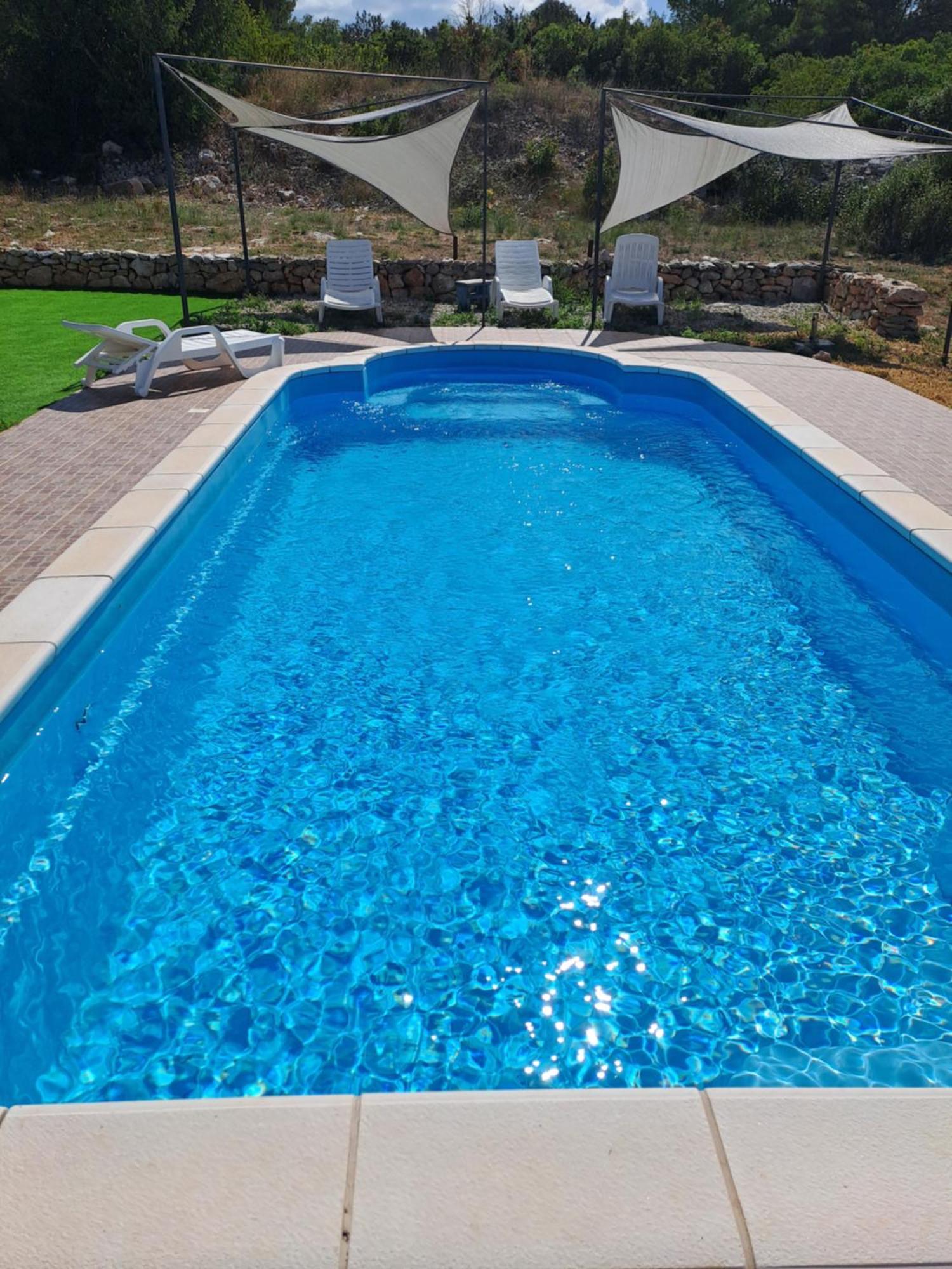 Willa Nane Garden House With Heated Pool Mirce Zewnętrze zdjęcie