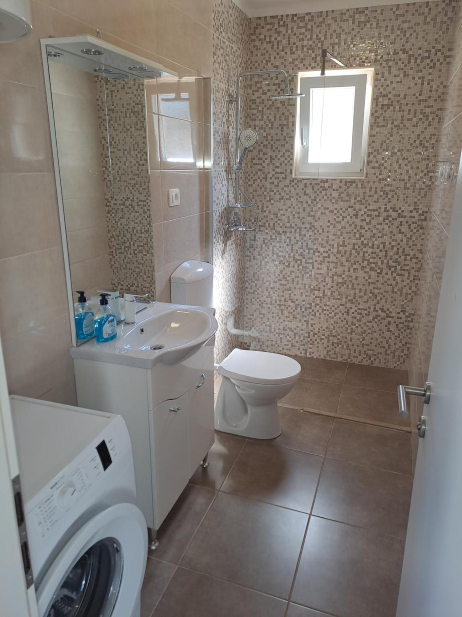 Willa Nane Garden House With Heated Pool Mirce Zewnętrze zdjęcie